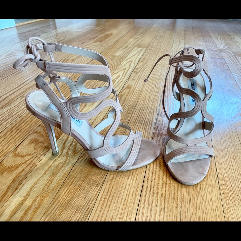 Steve Madden Ava shoe